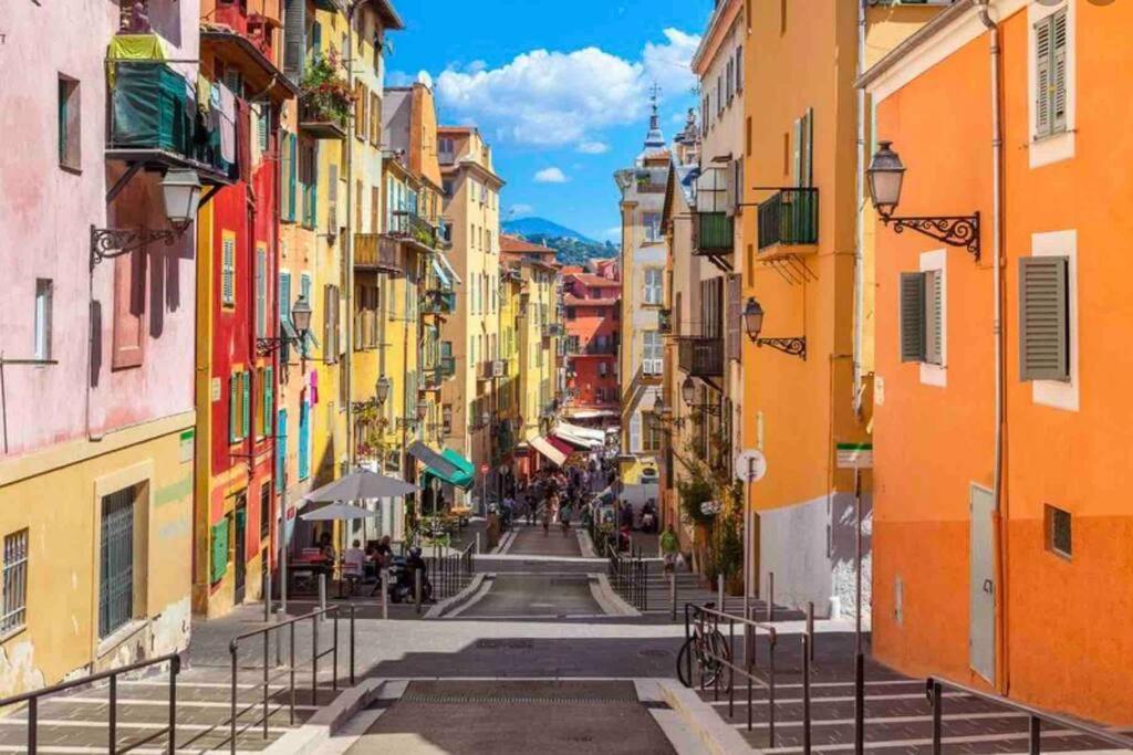 Studio De Charme Au Coeur De La Vieille Ville 尼斯 外观 照片