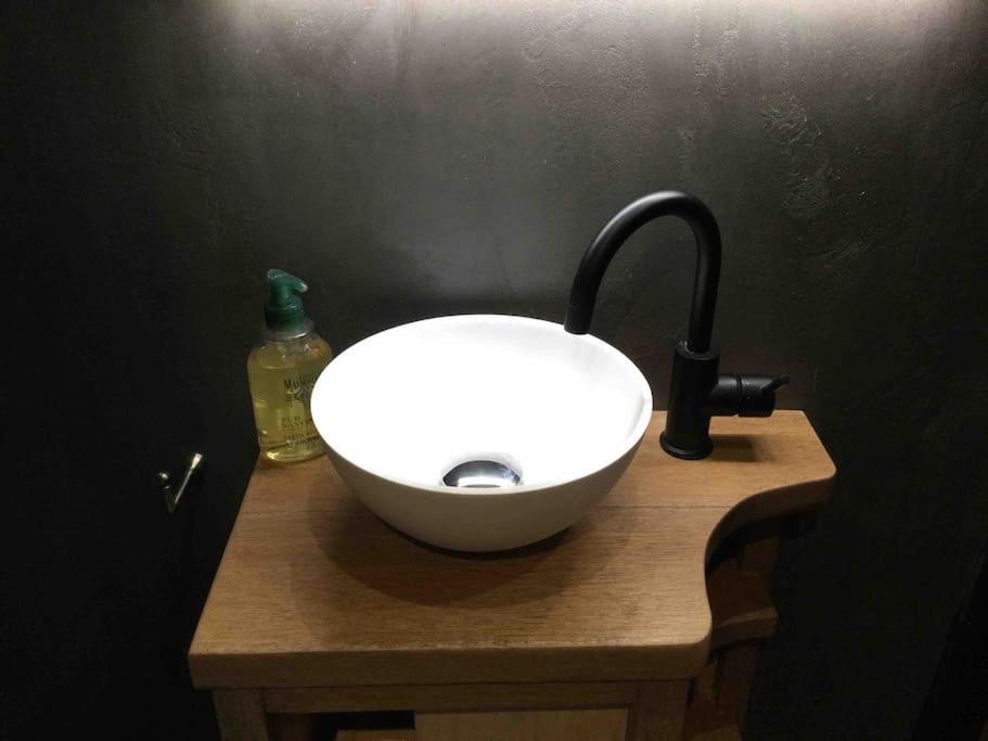 Studio De Charme Au Coeur De La Vieille Ville 尼斯 外观 照片