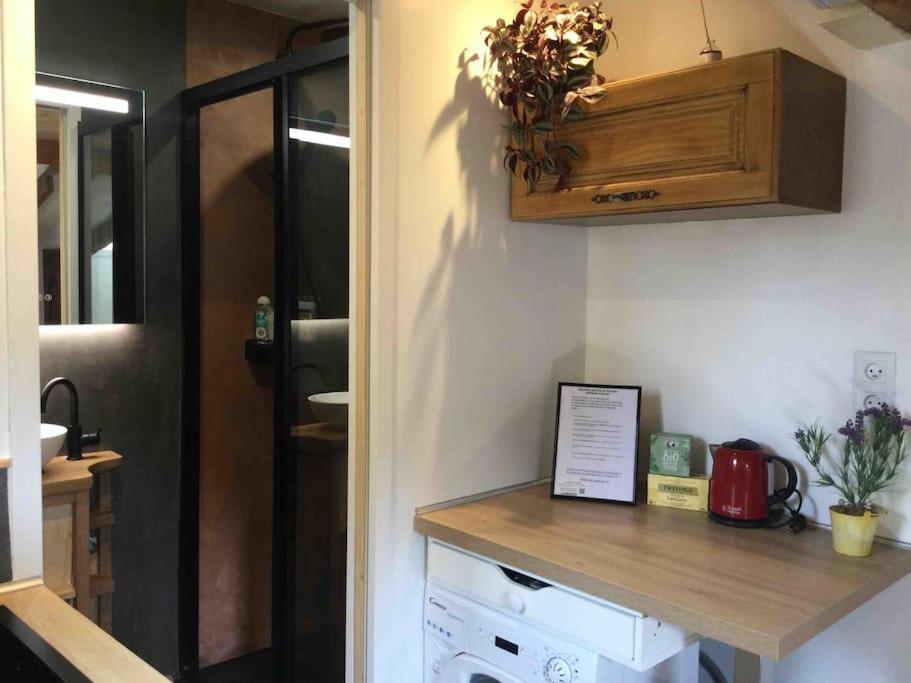 Studio De Charme Au Coeur De La Vieille Ville 尼斯 外观 照片